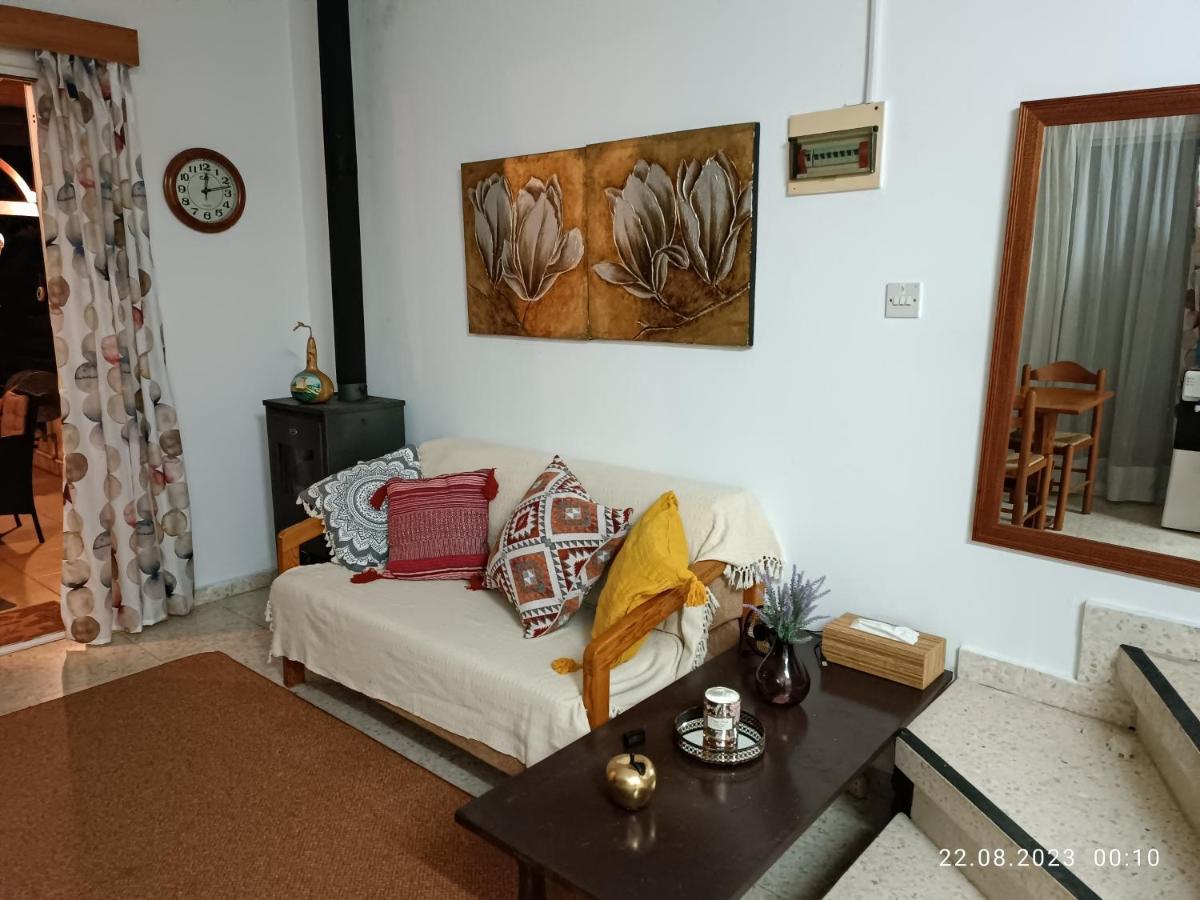 Ferienhaus_Familykrausz Perivólia Extérieur photo